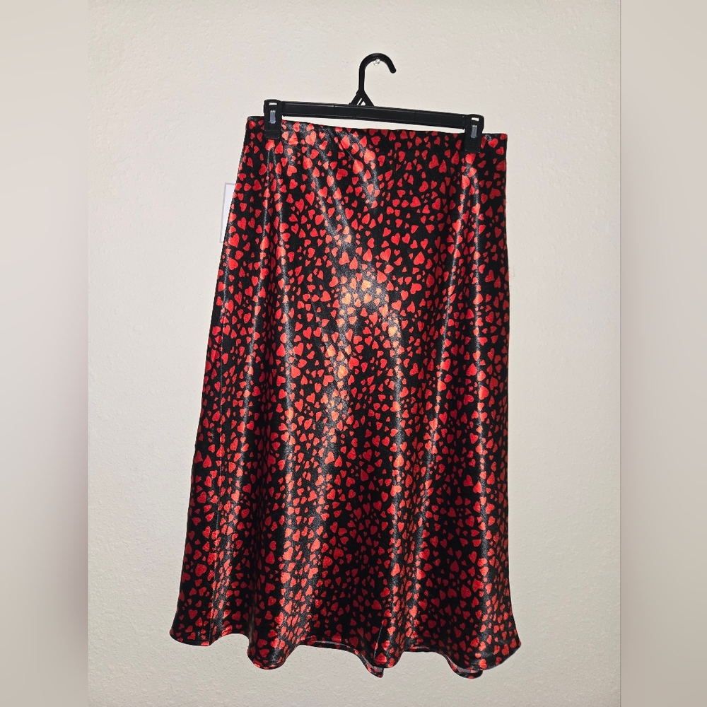Elegant Heart Patterned A-Line Midi Skirt